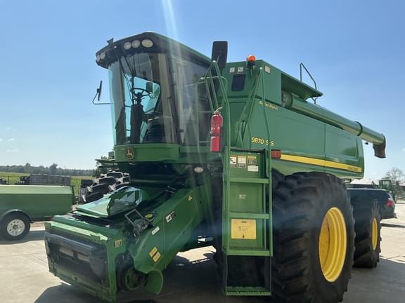 Image of John Deere 9870 STS equipment image 2