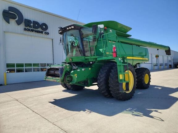 2010 John Deere 9870 STS Equipment Image0