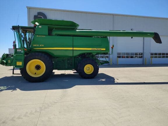 Image of John Deere 9870 STS equipment image 1