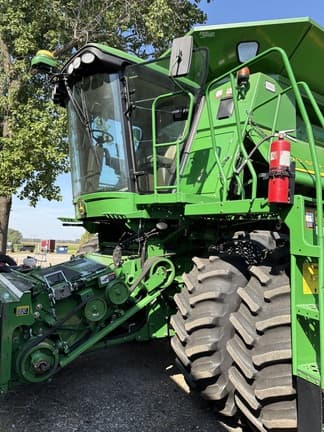 Image of John Deere 9870 STS equipment image 2