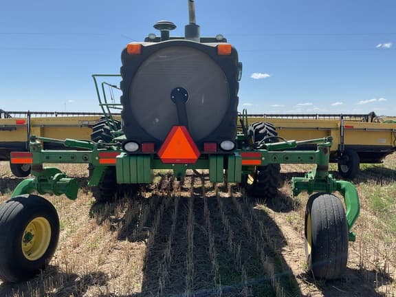 Image of John Deere A400 equipment image 3