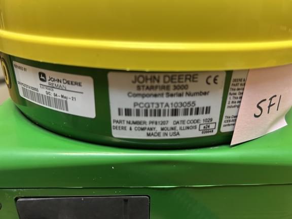 Image of John Deere StarFire 3000 equipment image 3
