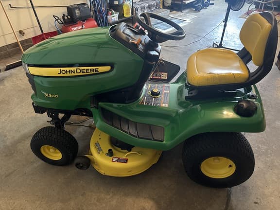 Image of John Deere X300 equipment image 1
