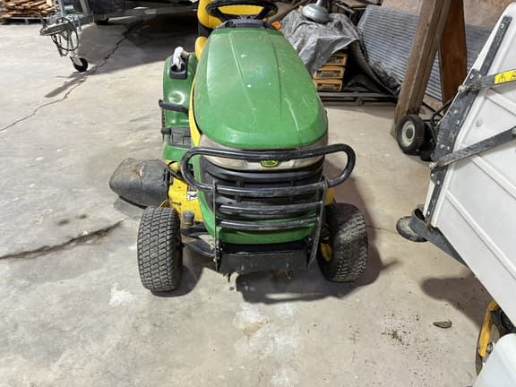 Image of John Deere X300 equipment image 1