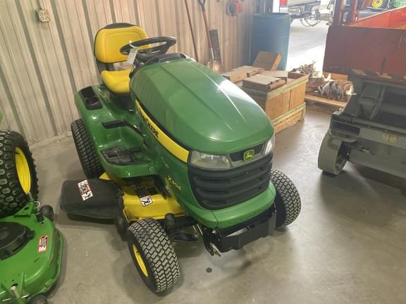Image of John Deere X304 Primary image