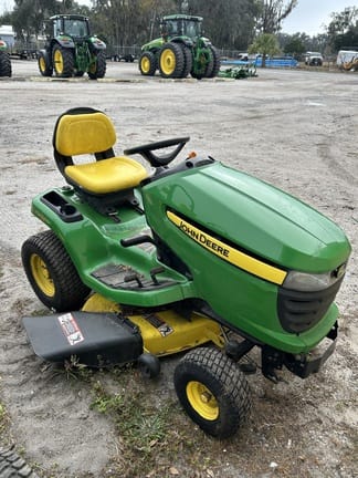 2010 John Deere X304 Equipment Image0