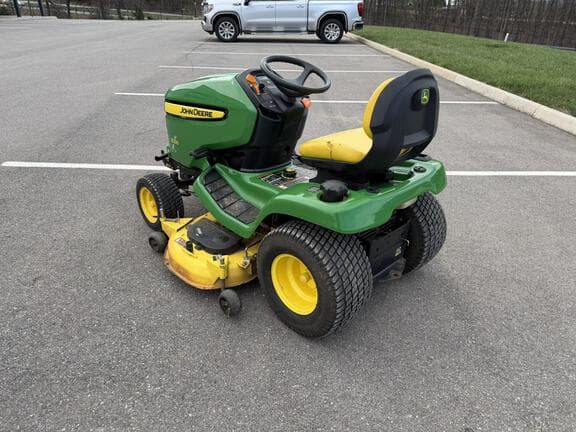 Image of John Deere X320 equipment image 3