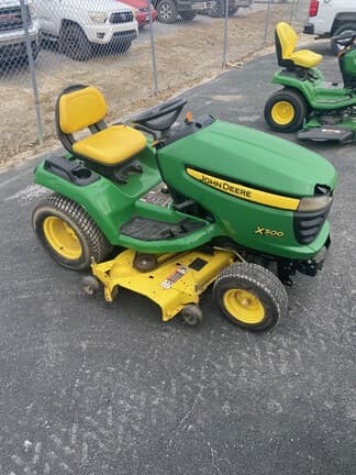 Image of John Deere X500 equipment image 1