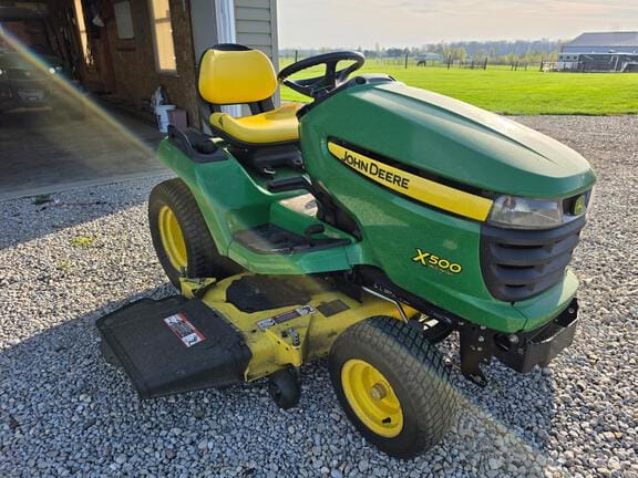 2010 John Deere X500 Equipment Image0