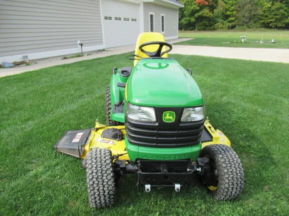 Image of John Deere X748 equipment image 2
