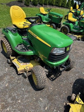 2010 John Deere X748 Equipment Image0
