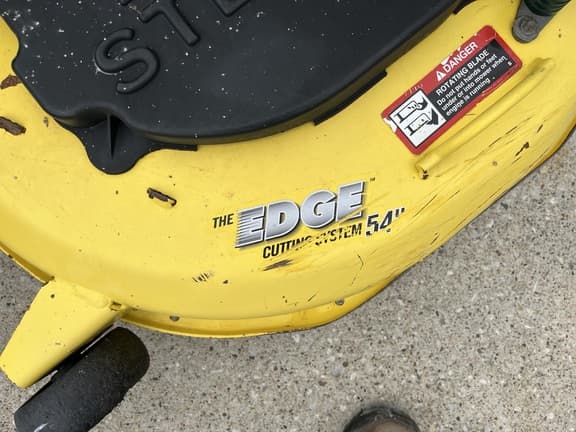 Image of John Deere Z445 equipment image 3