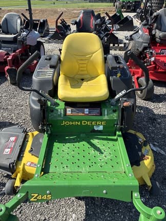 Image of John Deere Z445 equipment image 3