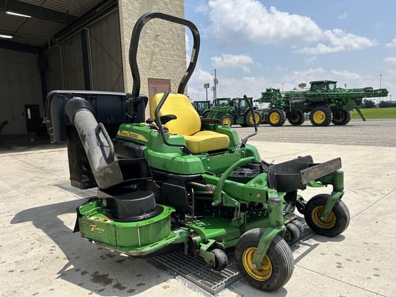 2010 John Deere Z910A Equipment Image0