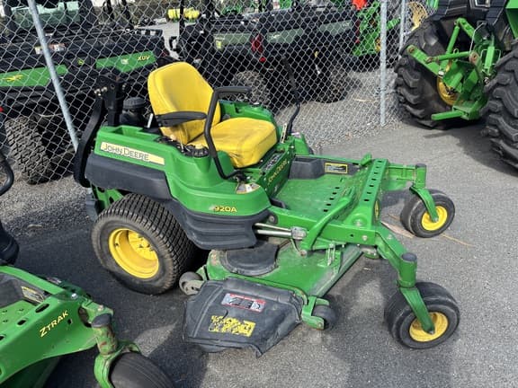 Image of John Deere Z920A equipment image 1