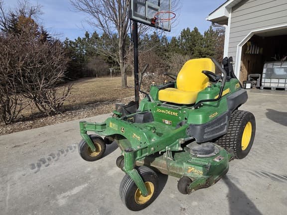 Image of John Deere Z920A equipment image 1