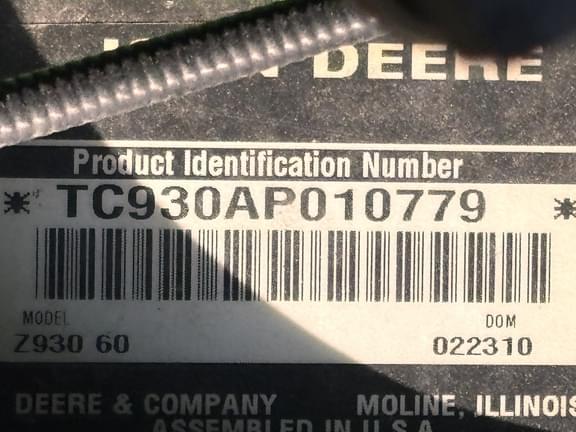 Image of John Deere Z930A equipment image 3