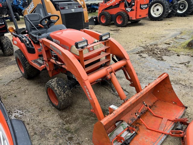 Image of Kubota BX2350 equipment image 2