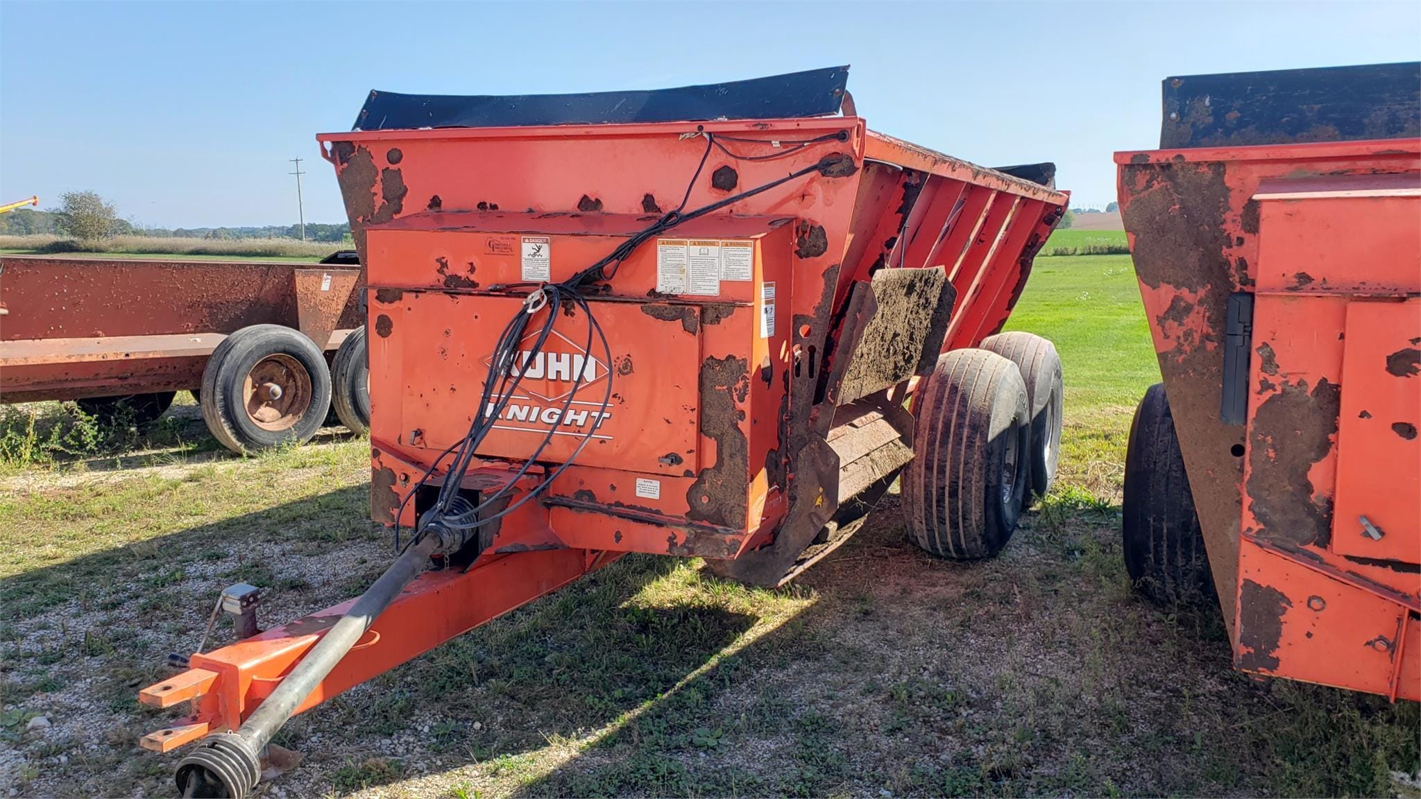 2010 Kuhn Knight 8124 Equipment Image0