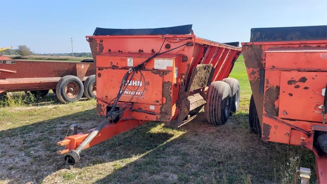 Image of Kuhn Knight 8124 equipment image 1