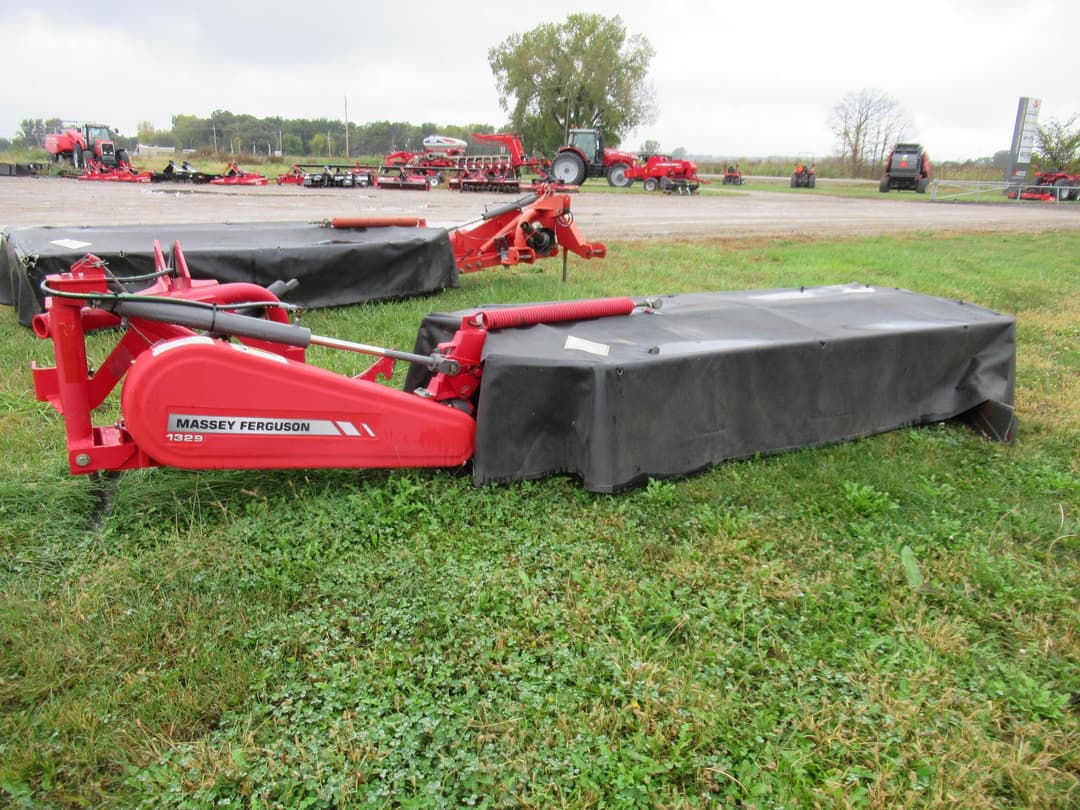 Image of Massey Ferguson 1329 Primary image