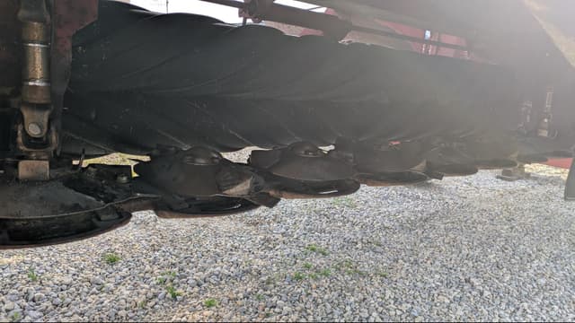 Image of New Holland H7450 equipment image 3