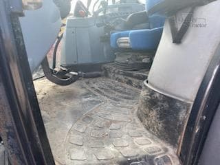 Image of New Holland T6050 equipment image 3