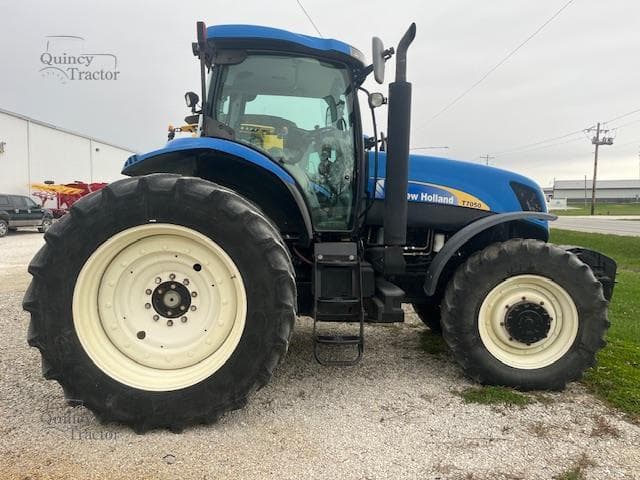 Image of New Holland T7050 equipment image 1