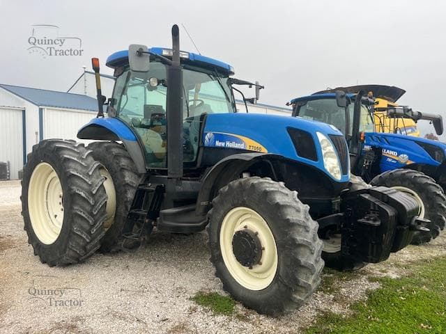 Image of New Holland T7050 equipment image 2