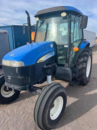 2010 New Holland TD5050 Equipment Image0