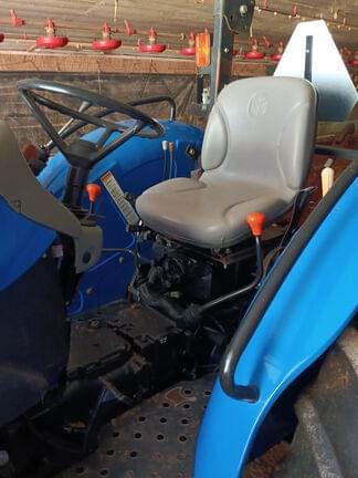 Image of New Holland TT75A equipment image 4