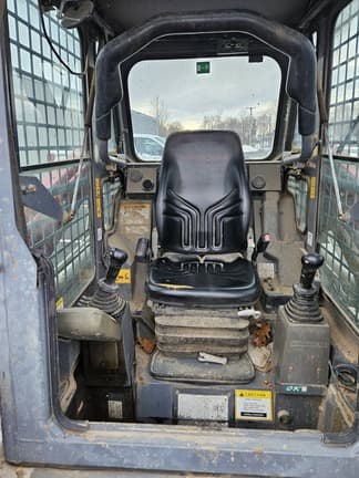 Image of Takeuchi TL10 equipment image 2