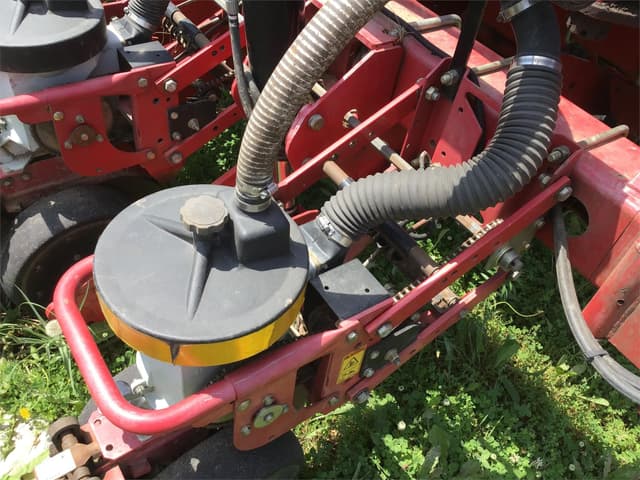 Image of White 8816 equipment image 2