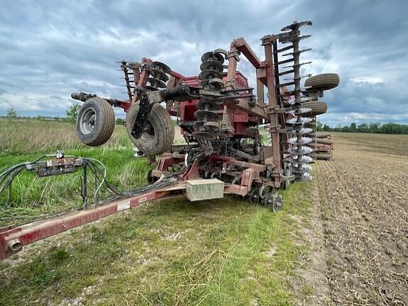 Image of Case IH 330 equipment image 2