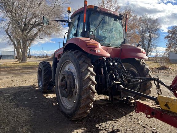 Image of Case IH Magnum 225 equipment image 4