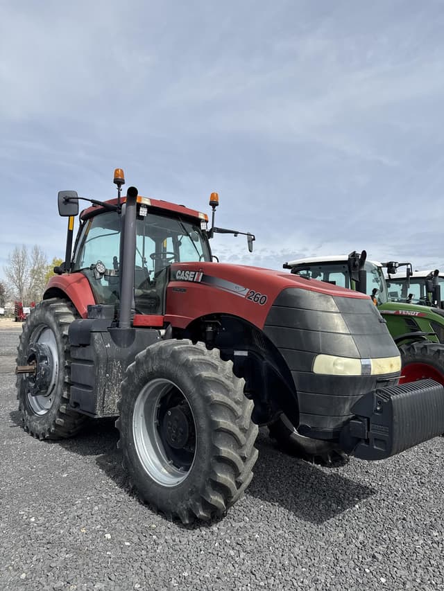 Image of Case IH Magnum 260 equipment image 1