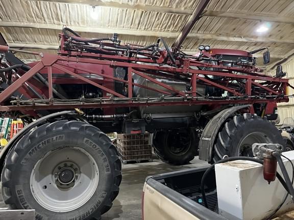 Image of Case IH Patriot 4420 equipment image 3