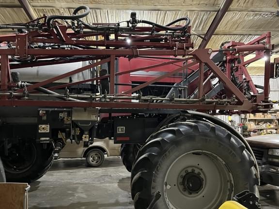 Image of Case IH Patriot 4420 equipment image 2