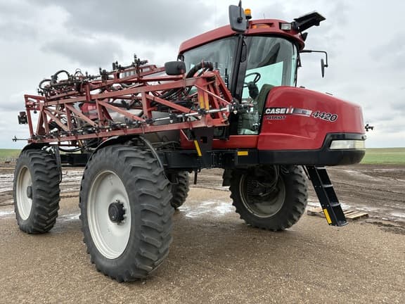 Image of Case IH Patriot 4420 Primary image