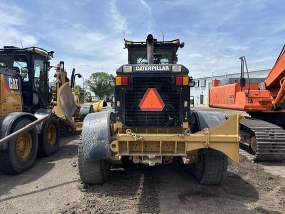 Image of Caterpillar 140M equipment image 2