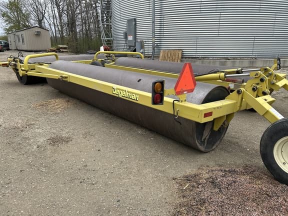 Image of Degelman LR7645 equipment image 4