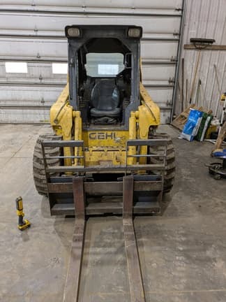 Image of Gehl 5640 equipment image 4