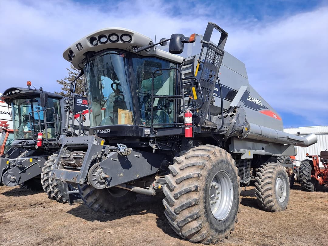 Image of Gleaner R66 Primary image