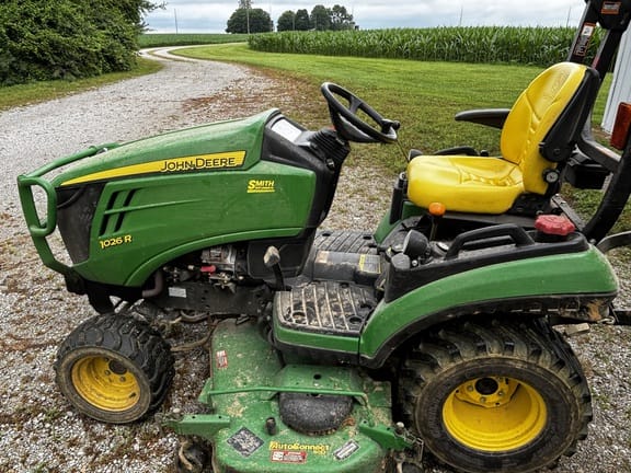 2011 John Deere 1026R Equipment Image0