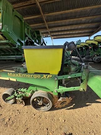 Image of John Deere 1720 equipment image 2