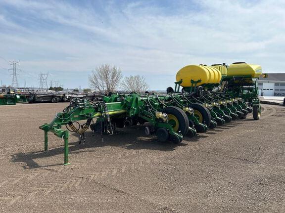 Image of John Deere 1770 Primary image