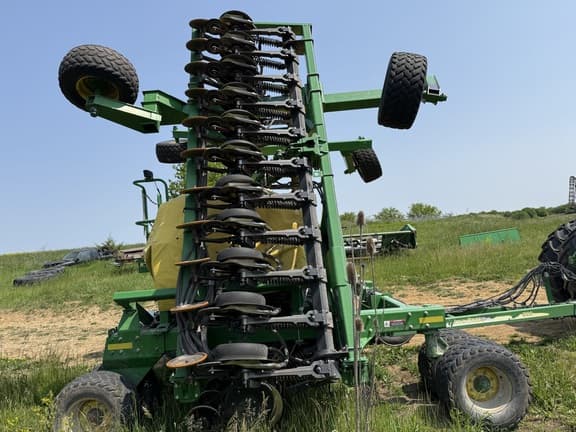 Image of John Deere 1990 equipment image 3