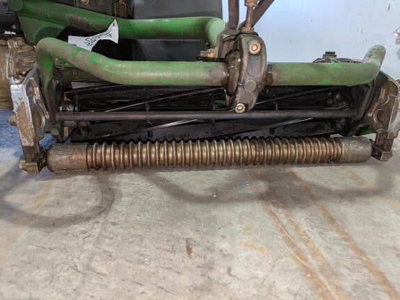 Image of John Deere 2500E equipment image 4