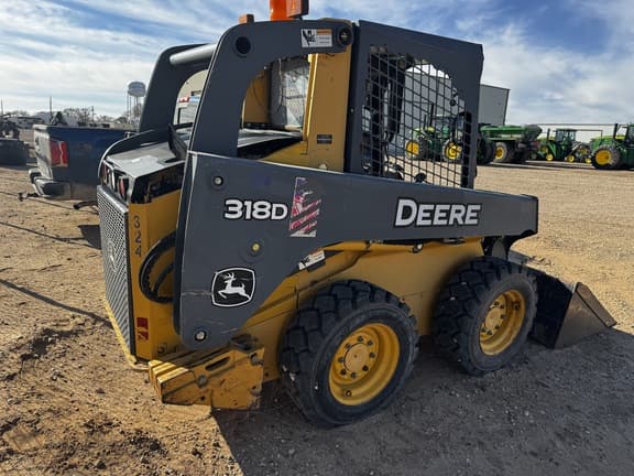 Image of John Deere 318D equipment image 3