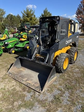 2011 John Deere 318D Equipment Image0